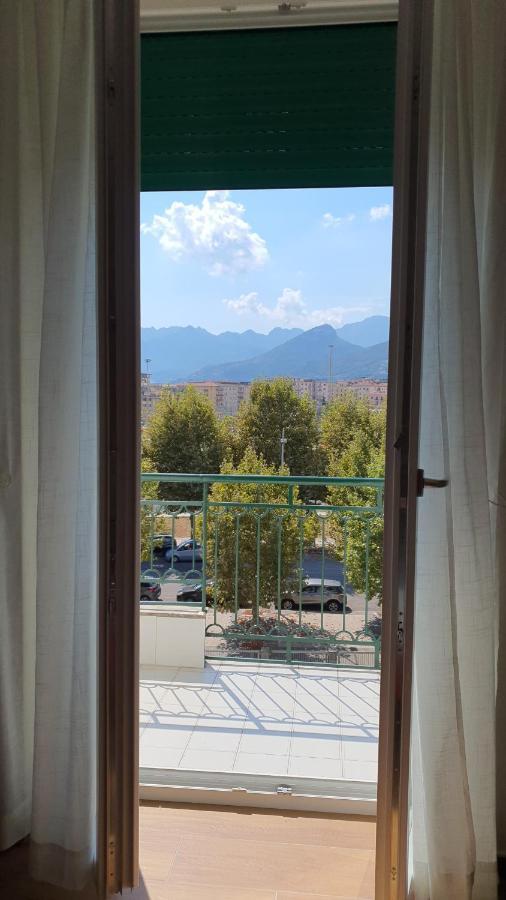 B&B Salerno Urban Suite 57 Bagian luar foto