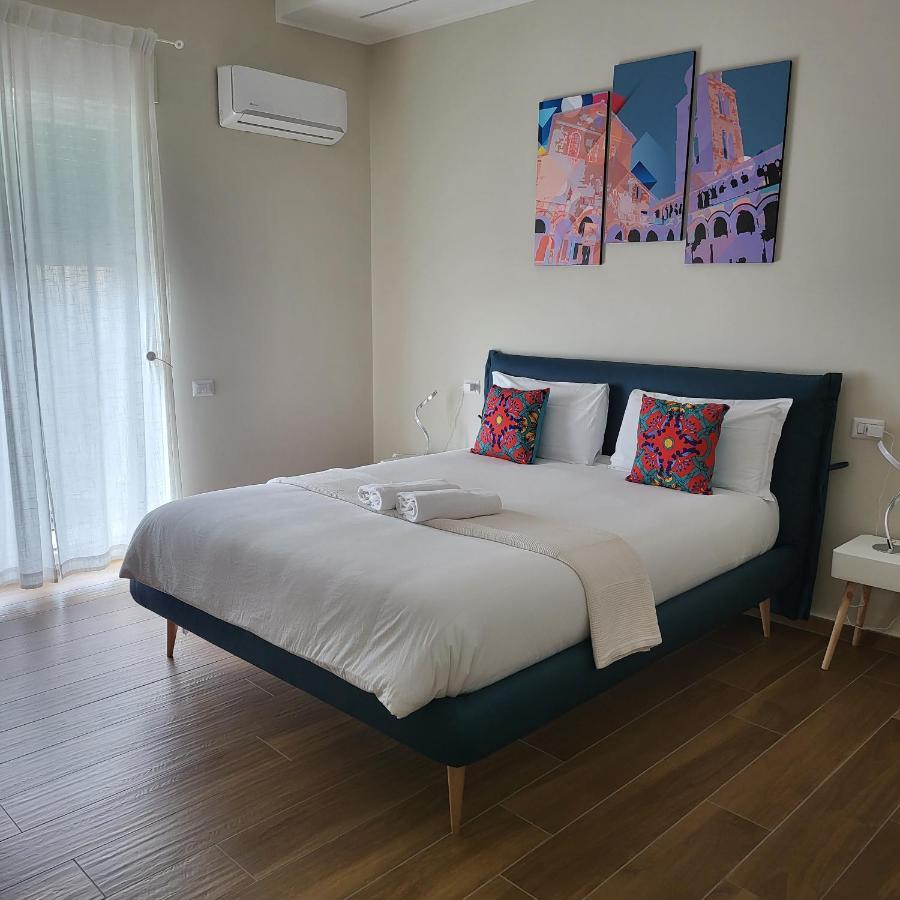 B&B Salerno Urban Suite 57 Bagian luar foto