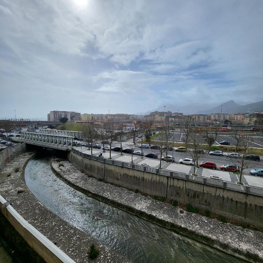 B&B Salerno Urban Suite 57 Bagian luar foto