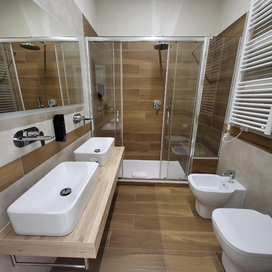 B&B Salerno Urban Suite 57 Bagian luar foto