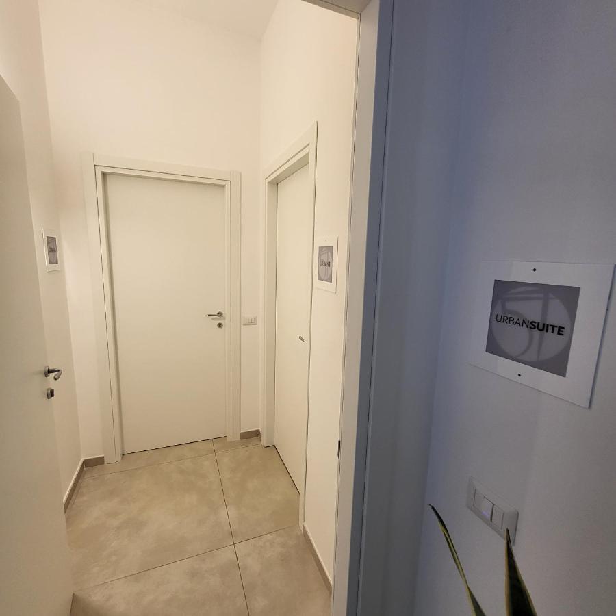 B&B Salerno Urban Suite 57 Bagian luar foto