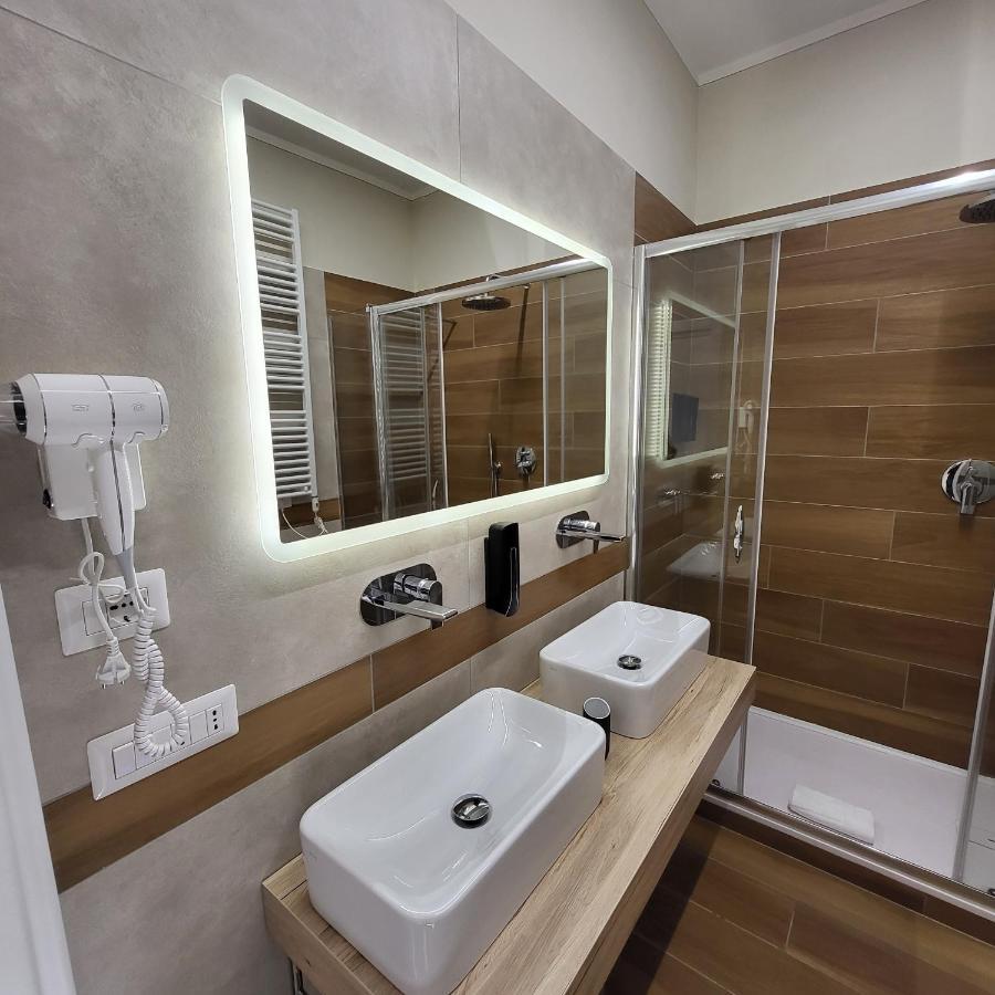 B&B Salerno Urban Suite 57 Bagian luar foto
