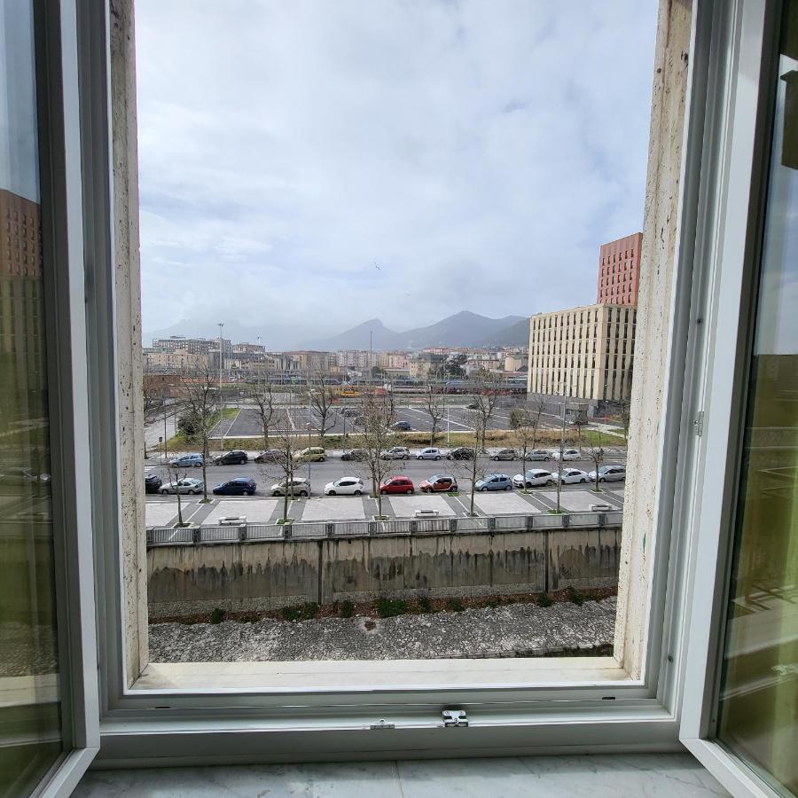 B&B Salerno Urban Suite 57 Bagian luar foto