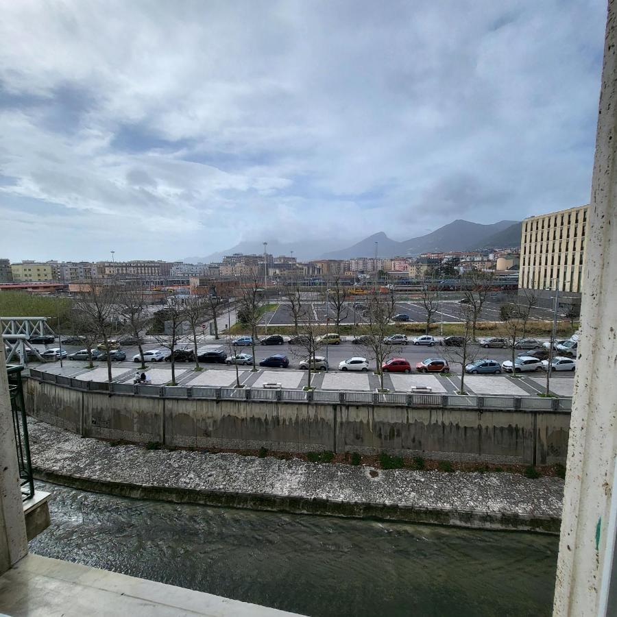 B&B Salerno Urban Suite 57 Bagian luar foto